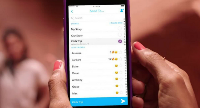 Controlla come puoi vedere la storia Snapchat del tuo figlio